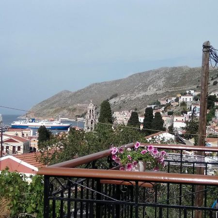 Apartamento Grandma'S House Symi Exterior foto